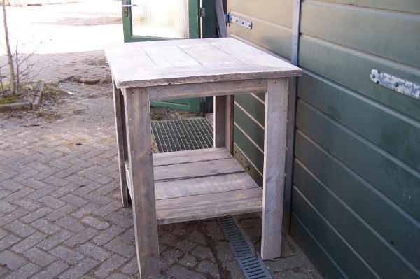 steigerhouten hoge tafel